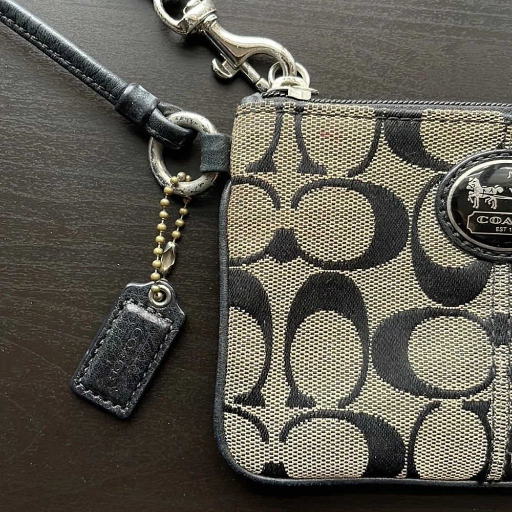 COPY - Coach Signature Print Black and Tan Wristlet Wallet Purse